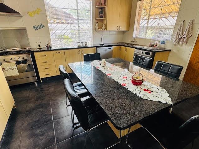 4 Bedroom Property for Sale in Regents Park Gauteng