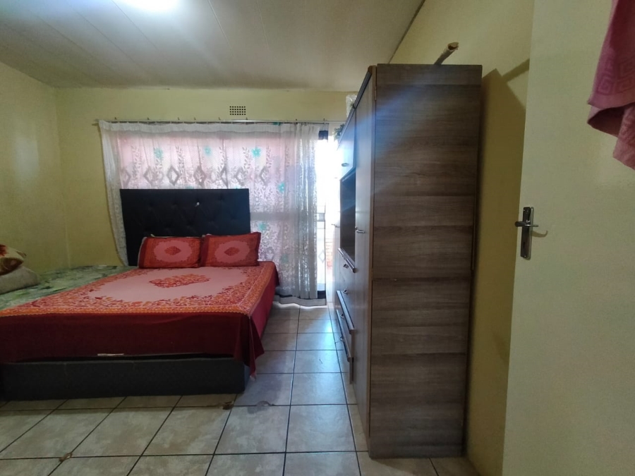 2 Bedroom Property for Sale in Randgate Gauteng
