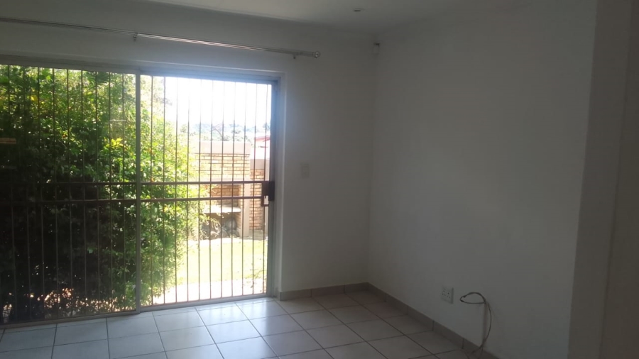 3 Bedroom Property for Sale in Honeydew Manor Gauteng