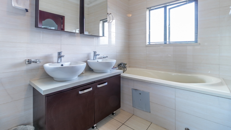 2 Bedroom Property for Sale in Summerset Gauteng