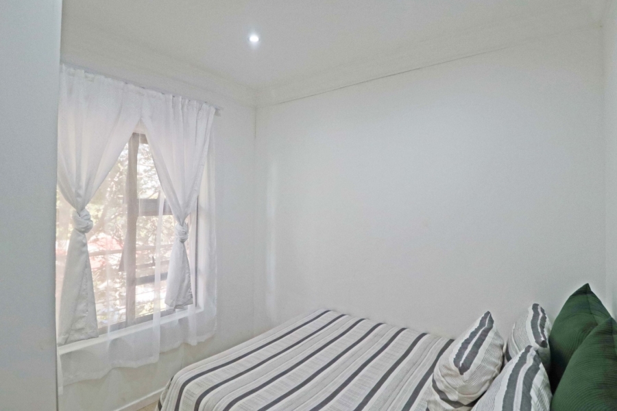 To Let 2 Bedroom Property for Rent in Edenburg Gauteng