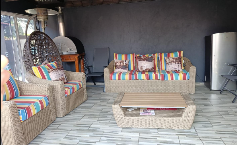 4 Bedroom Property for Sale in Brackendowns Gauteng