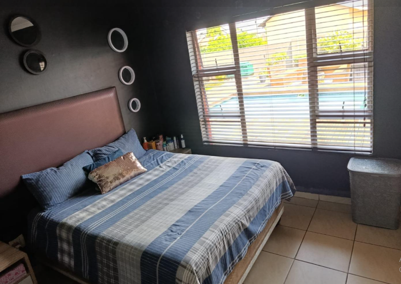4 Bedroom Property for Sale in Brackendowns Gauteng