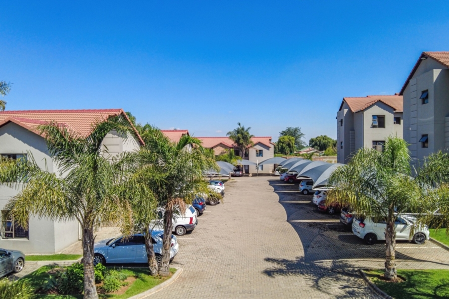 2 Bedroom Property for Sale in Brentwood Gauteng