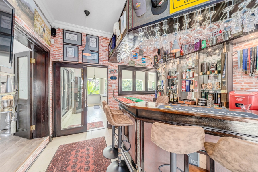 6 Bedroom Property for Sale in Dainfern Golf Estate Gauteng