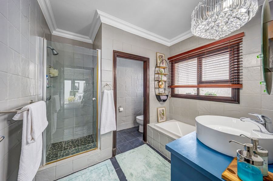 6 Bedroom Property for Sale in Dainfern Golf Estate Gauteng