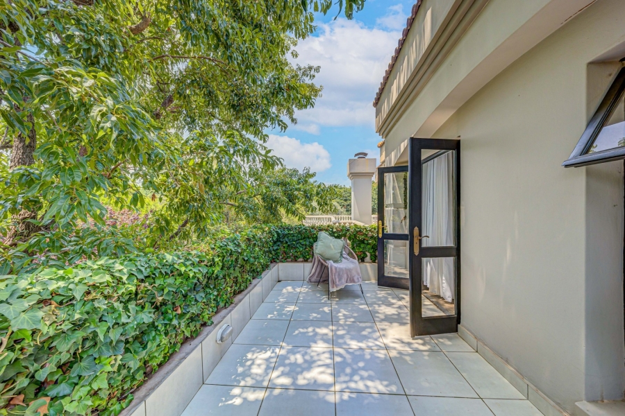 6 Bedroom Property for Sale in Dainfern Golf Estate Gauteng