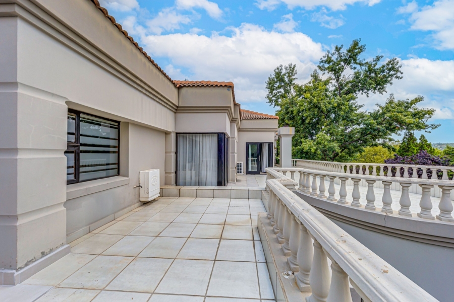 6 Bedroom Property for Sale in Dainfern Golf Estate Gauteng