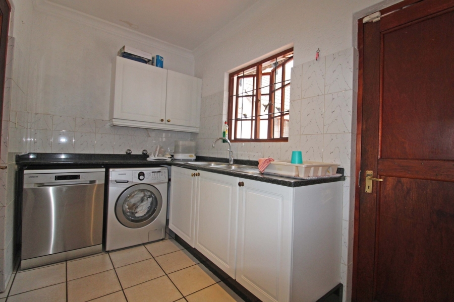 4 Bedroom Property for Sale in Vandia Grove Gauteng
