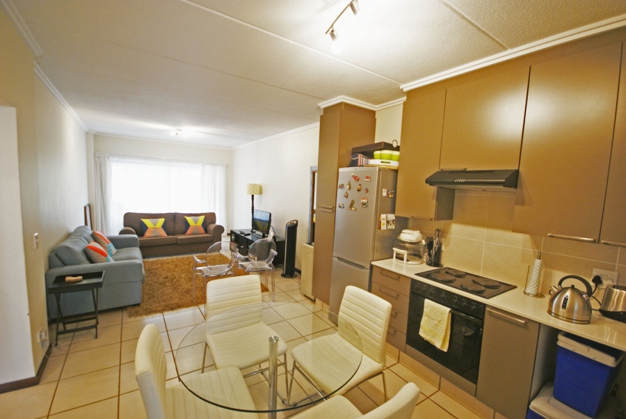 To Let 2 Bedroom Property for Rent in Bryanston Gauteng