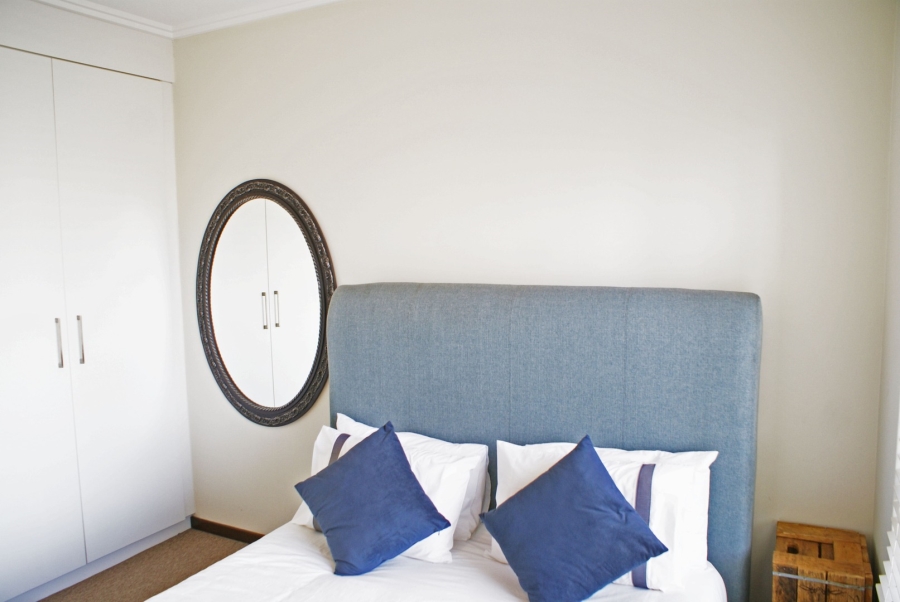 To Let 2 Bedroom Property for Rent in Bryanston Gauteng