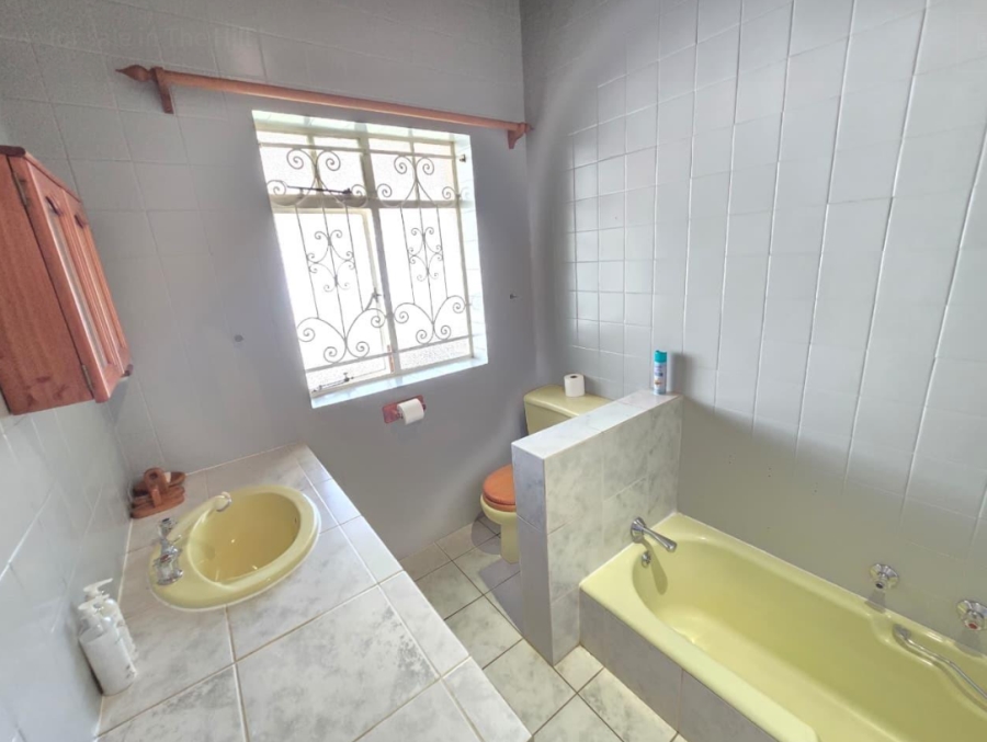 4 Bedroom Property for Sale in The Hill Gauteng