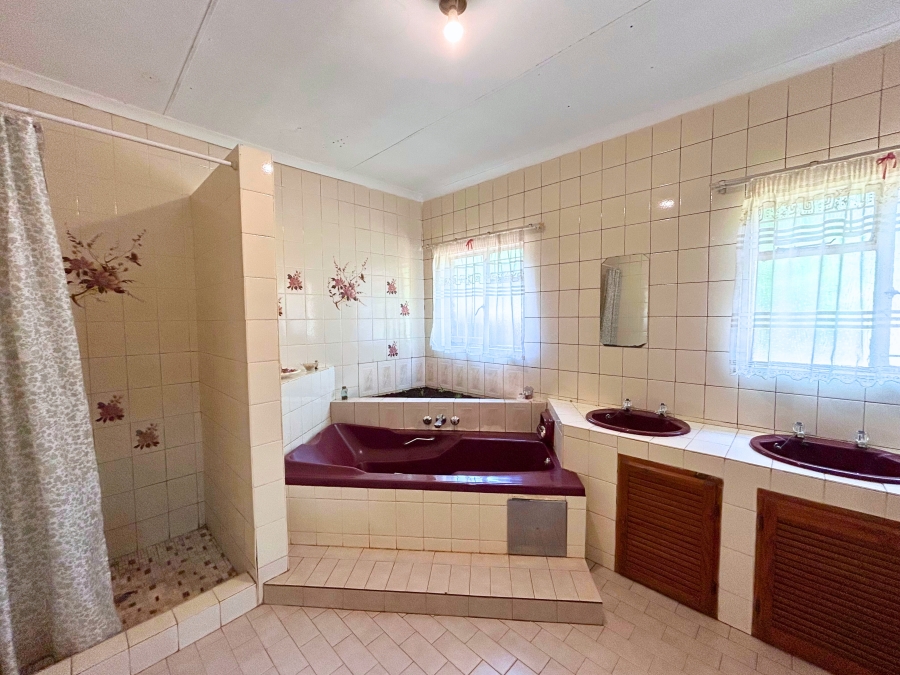 4 Bedroom Property for Sale in Gerardsville Gauteng