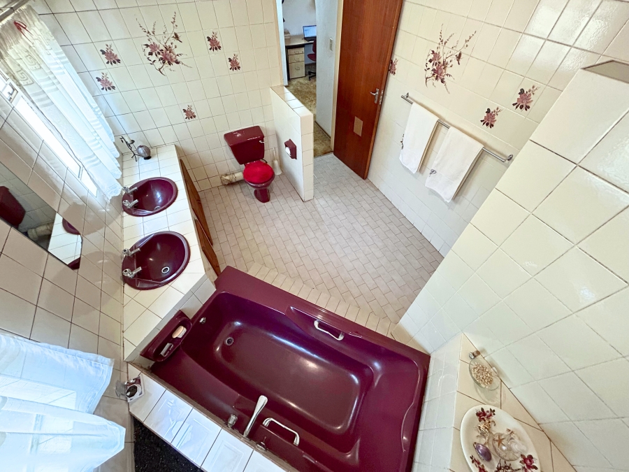 4 Bedroom Property for Sale in Gerardsville Gauteng