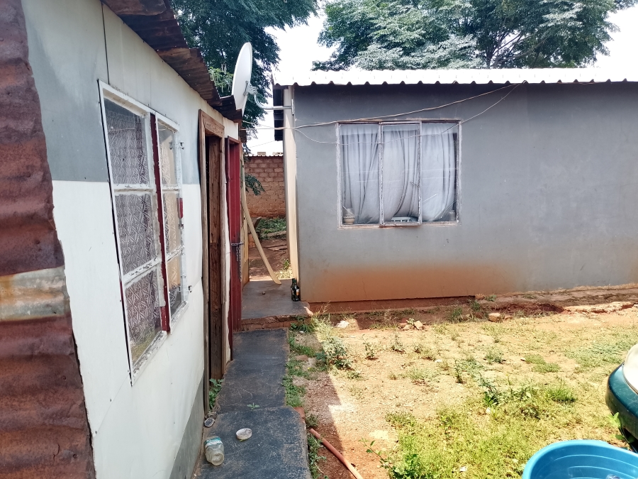 2 Bedroom Property for Sale in Mamelodi East Gauteng