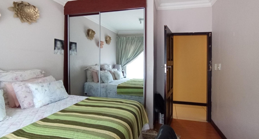 4 Bedroom Property for Sale in Waterkloof Ridge Gauteng