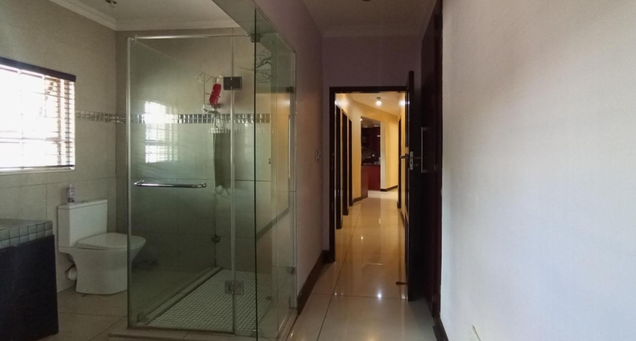 4 Bedroom Property for Sale in Waterkloof Ridge Gauteng