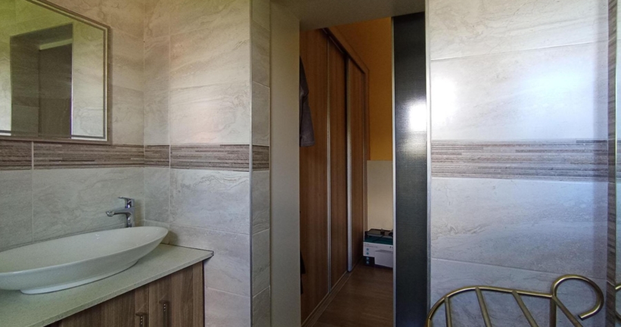 4 Bedroom Property for Sale in Waterkloof Ridge Gauteng