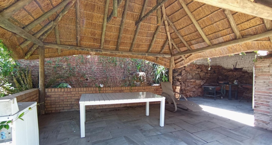 4 Bedroom Property for Sale in Waterkloof Ridge Gauteng