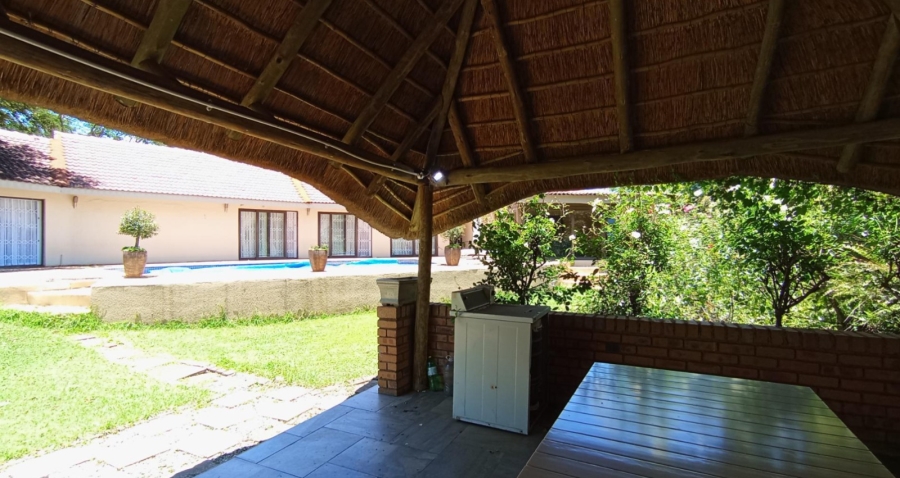 4 Bedroom Property for Sale in Waterkloof Ridge Gauteng