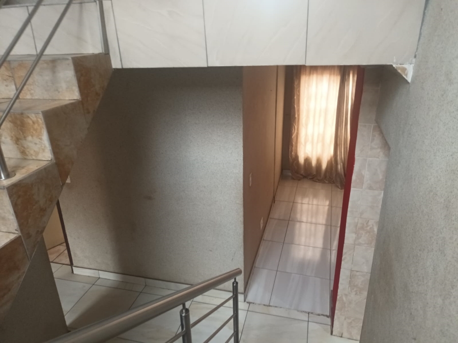 4 Bedroom Property for Sale in Philip Nel Park Gauteng