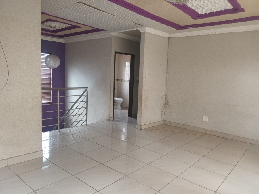 4 Bedroom Property for Sale in Philip Nel Park Gauteng