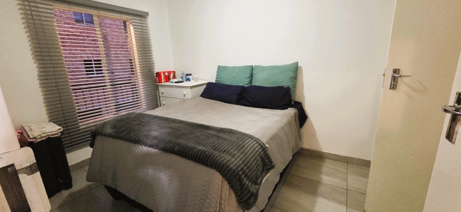 1 Bedroom Property for Sale in Wapadrand Gauteng