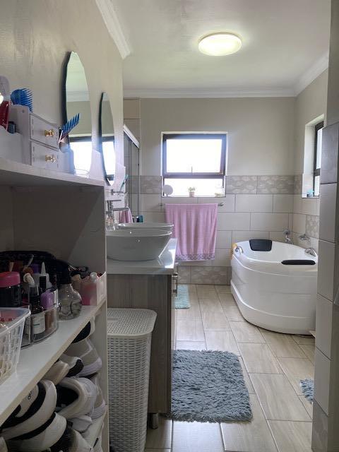 4 Bedroom Property for Sale in Savannah Country Estate Gauteng