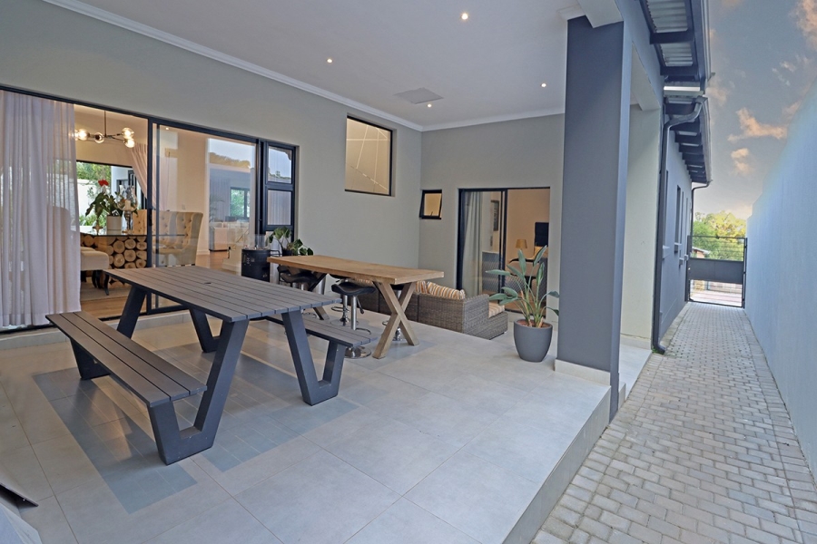 4 Bedroom Property for Sale in Bryanston Gauteng