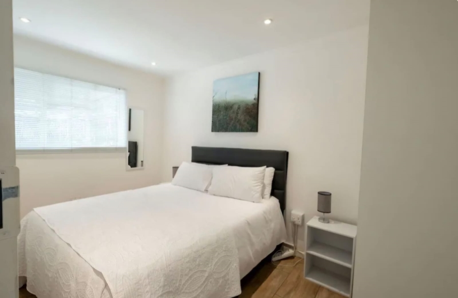 To Let 2 Bedroom Property for Rent in Parktown North Gauteng