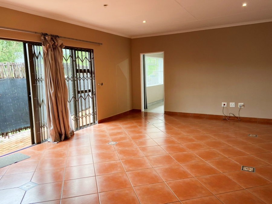 1 Bedroom Property for Sale in Victory Park Gauteng