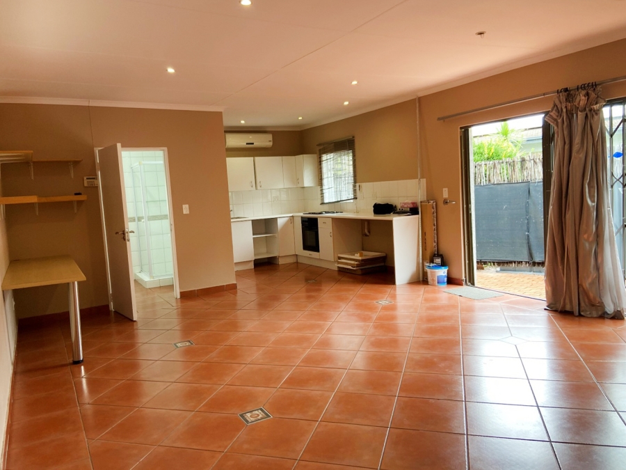 1 Bedroom Property for Sale in Victory Park Gauteng