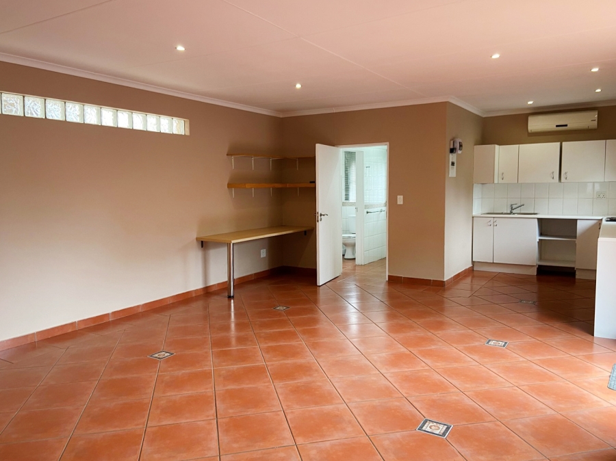 1 Bedroom Property for Sale in Victory Park Gauteng