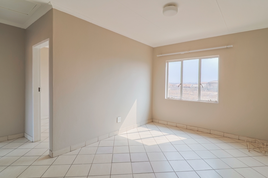 2 Bedroom Property for Sale in Protea Glen Gauteng