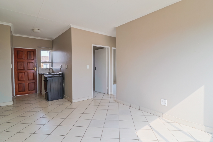 2 Bedroom Property for Sale in Protea Glen Gauteng