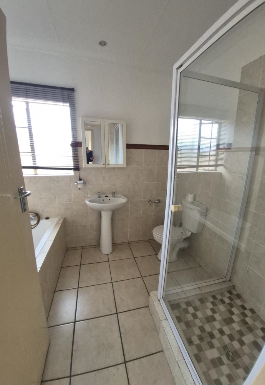 2 Bedroom Property for Sale in Willow Park Gauteng