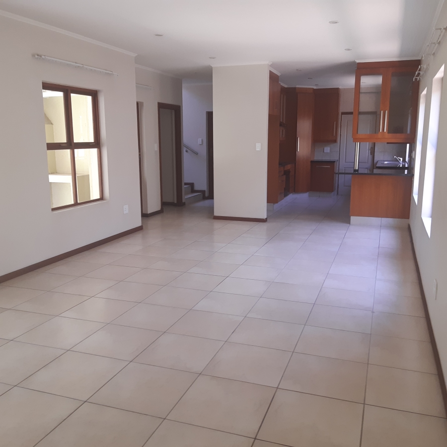 To Let 3 Bedroom Property for Rent in Equestria Gauteng
