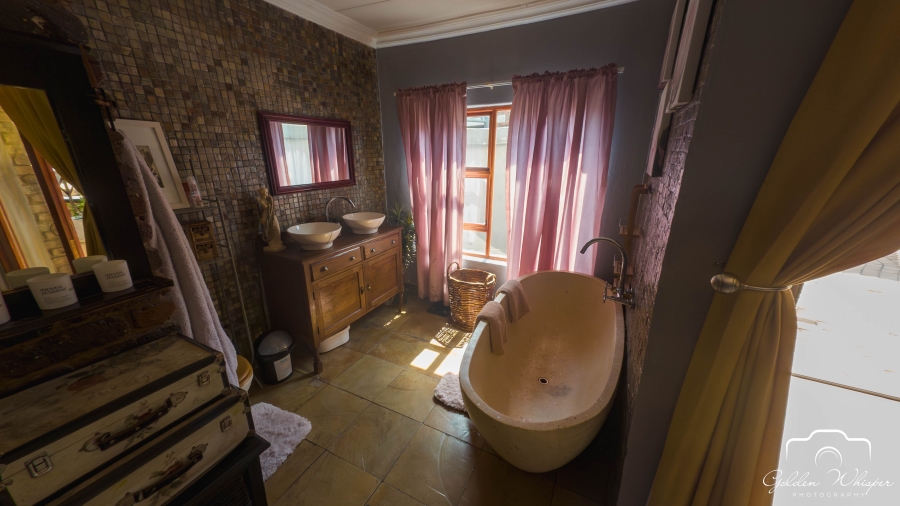 4 Bedroom Property for Sale in Greenhills Gauteng