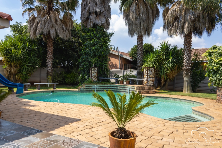 4 Bedroom Property for Sale in Greenhills Gauteng