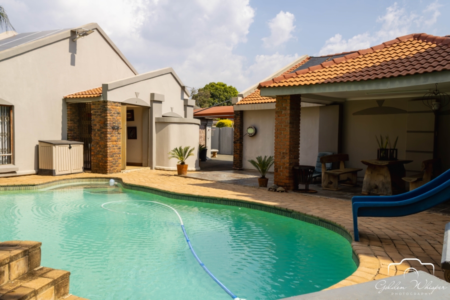 4 Bedroom Property for Sale in Greenhills Gauteng