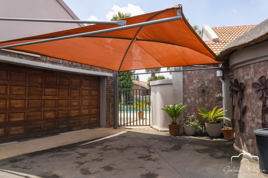 4 Bedroom Property for Sale in Greenhills Gauteng