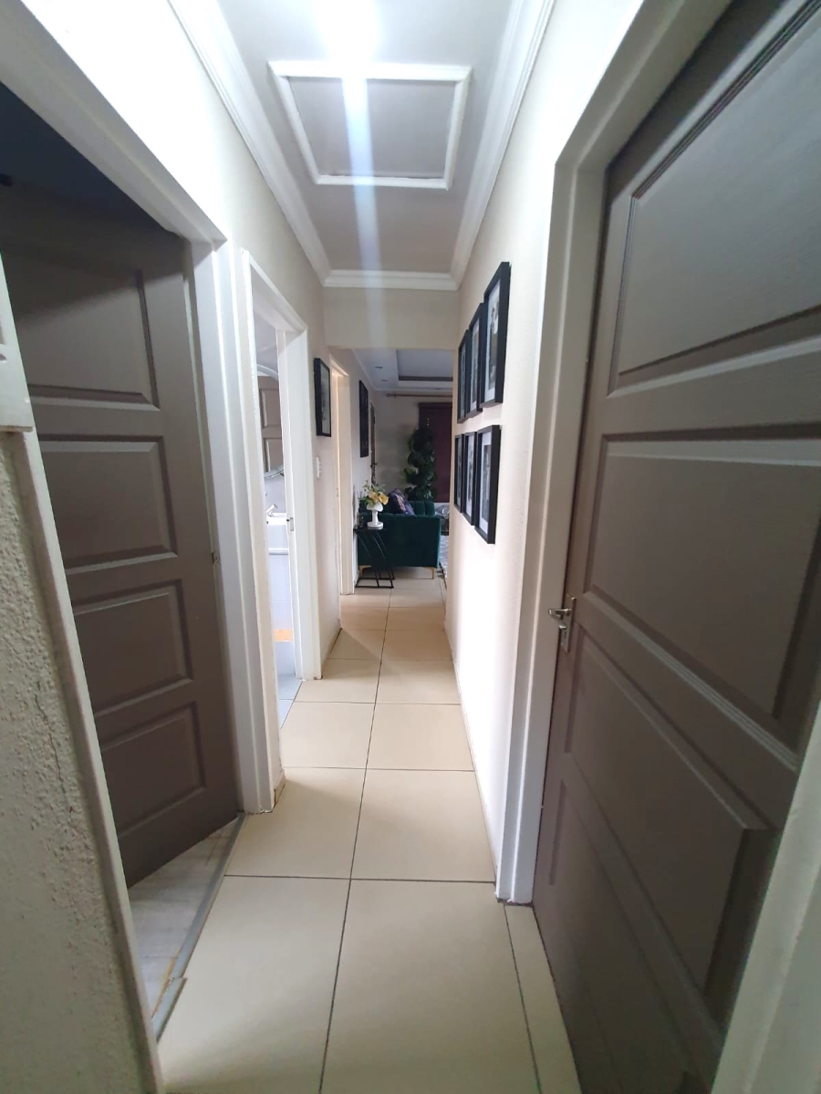 3 Bedroom Property for Sale in Vosloorus Ext 6 Gauteng