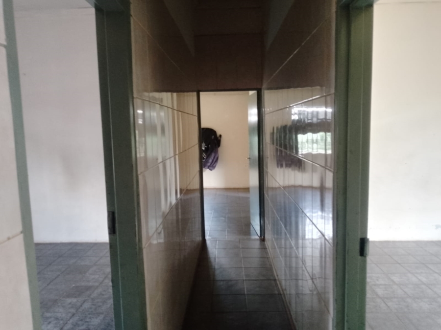 5 Bedroom Property for Sale in Villa Liza Gauteng