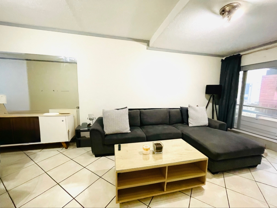 To Let 2 Bedroom Property for Rent in Bryanston Gauteng