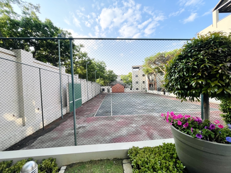 To Let 2 Bedroom Property for Rent in Bryanston Gauteng