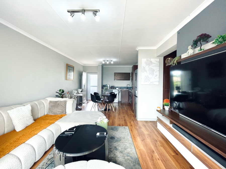 To Let 2 Bedroom Property for Rent in Fourways Gauteng