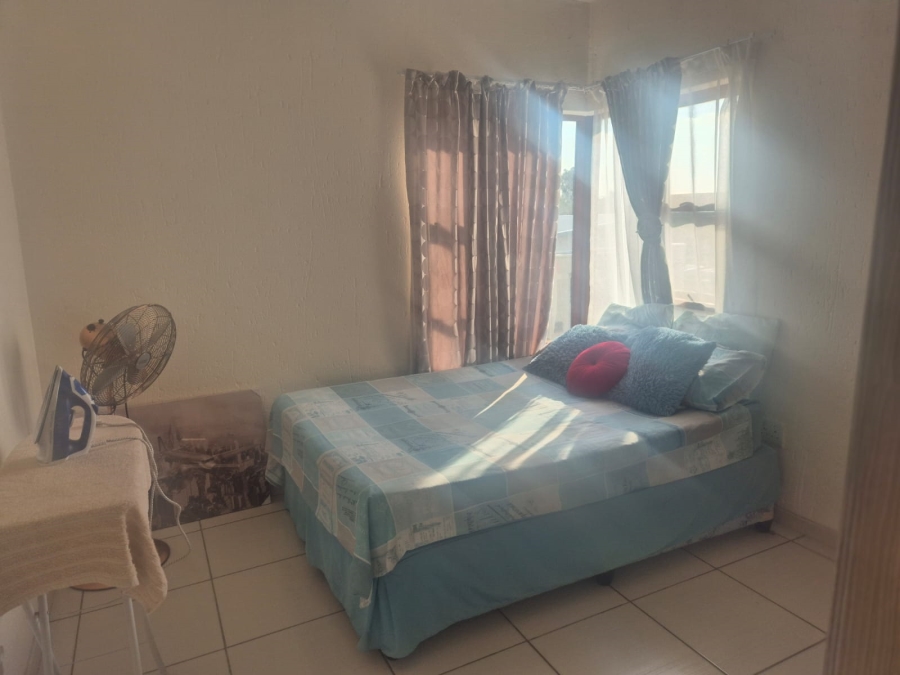To Let 2 Bedroom Property for Rent in Paulshof Gauteng