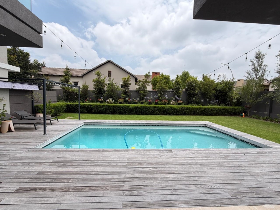 5 Bedroom Property for Sale in Midstream Estate Gauteng