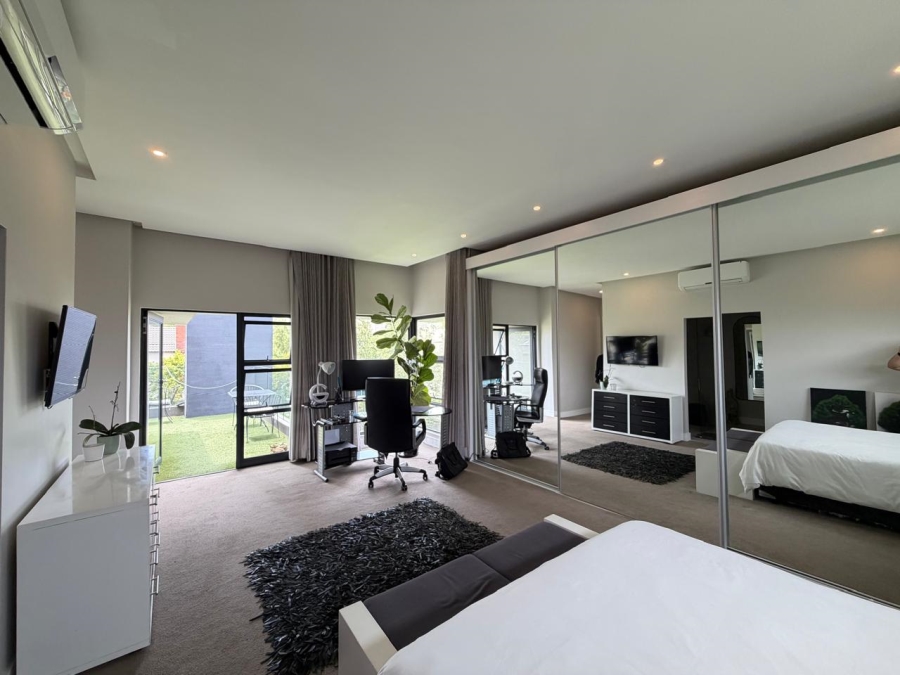 5 Bedroom Property for Sale in Midstream Estate Gauteng