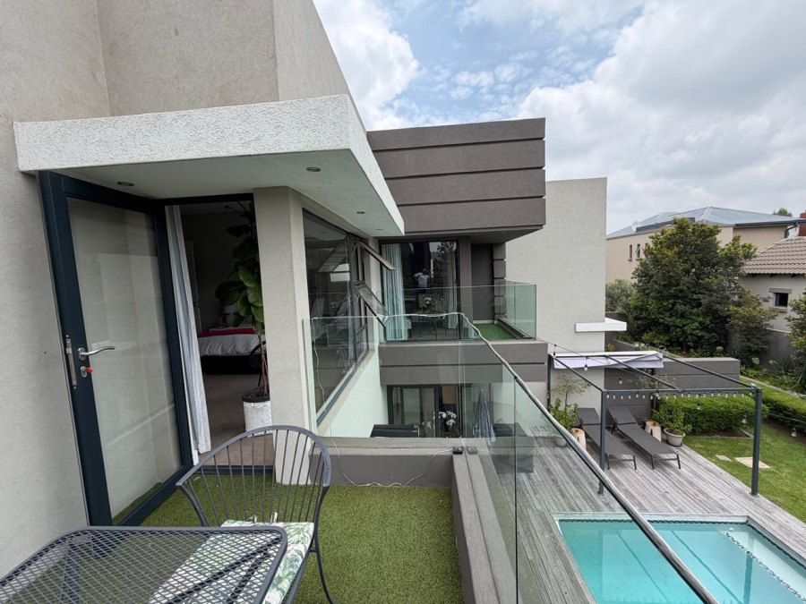 5 Bedroom Property for Sale in Midstream Estate Gauteng